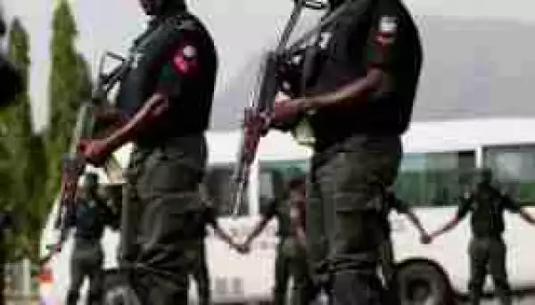 Breaking News!! SARS Operatives Open Fire On Couple For Refusing To Bribe Them In Ibadan (Photo)
